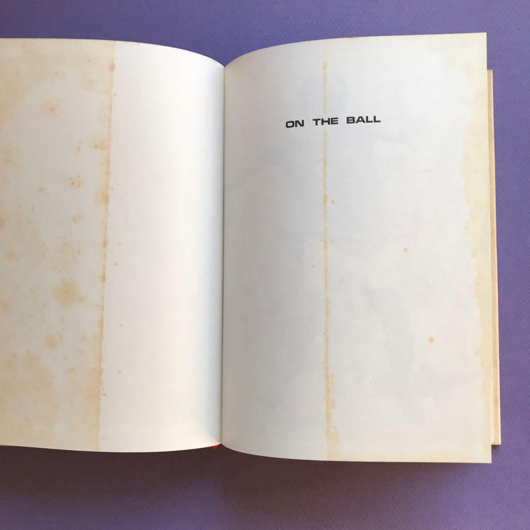 洋書 e Best: On the Ball