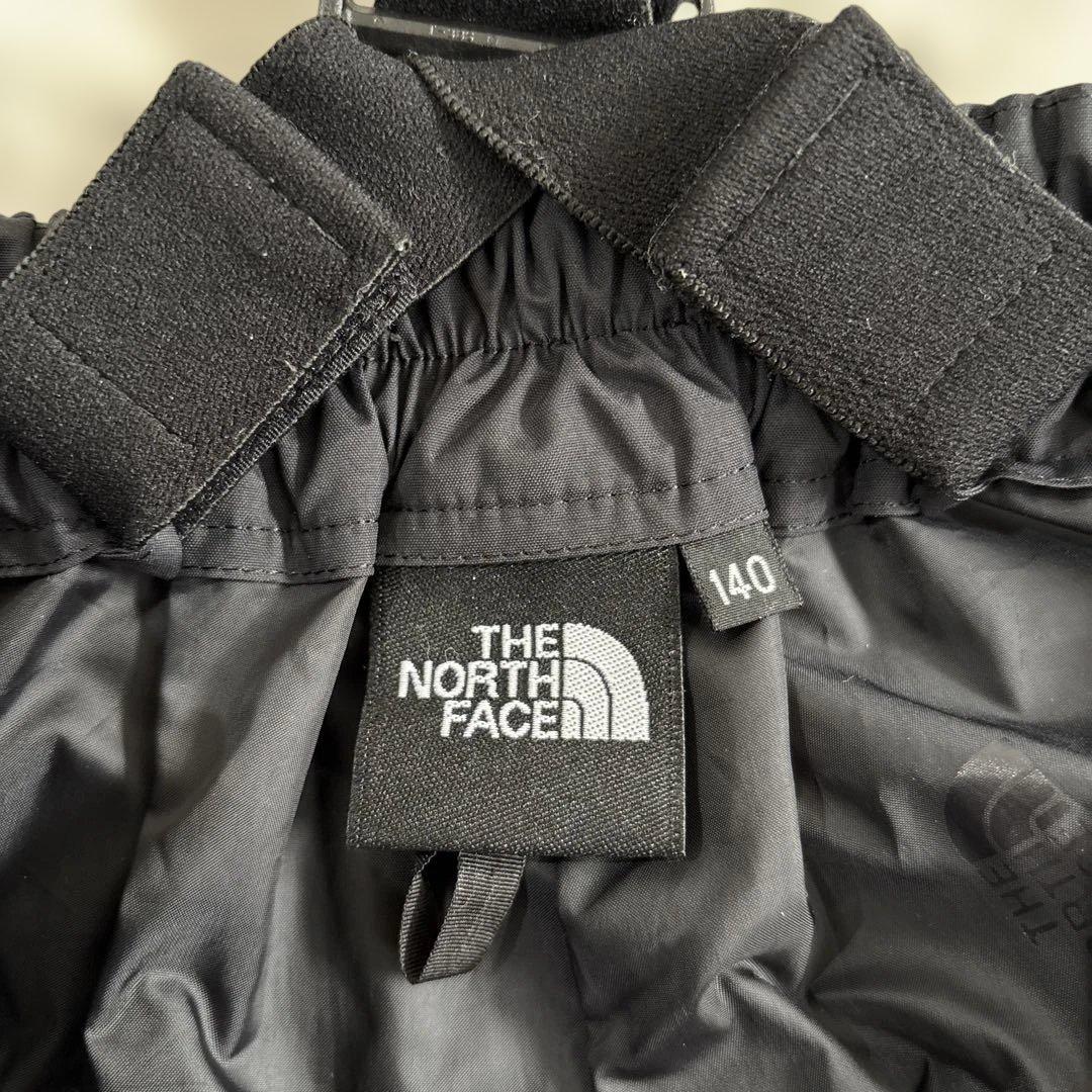ノースフェイス　ジュニア　スノーウエア　140cm