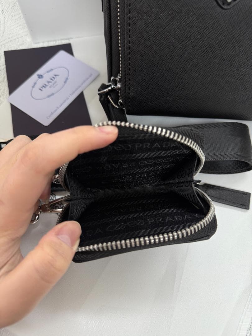 美品ノベルティ　ブラック ショルダーバッグバッグ