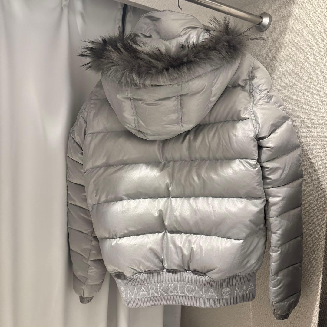 【美品】MARK&LONA ダウンジャケット M