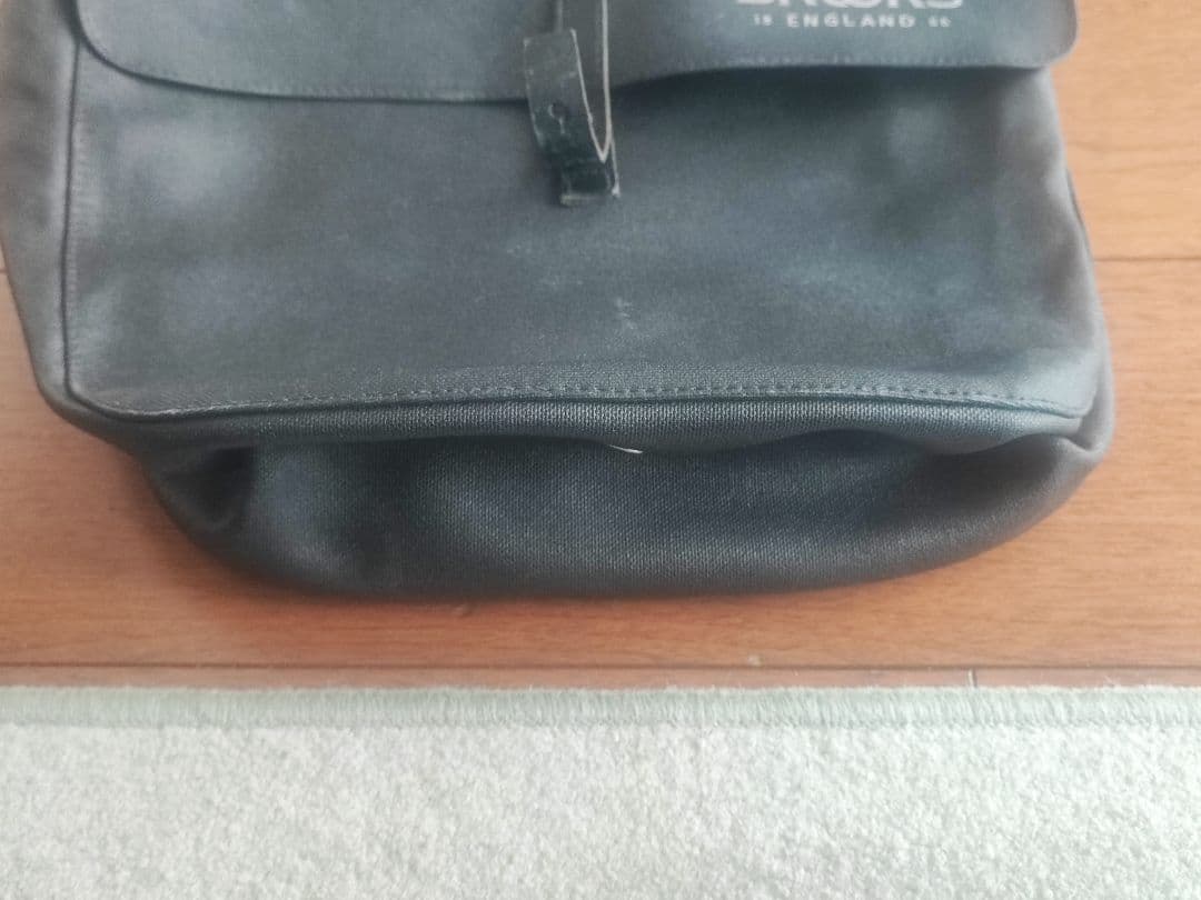 BROOKS（ブルックス） 折りたたみ式レザー パニアバッグ（黒）