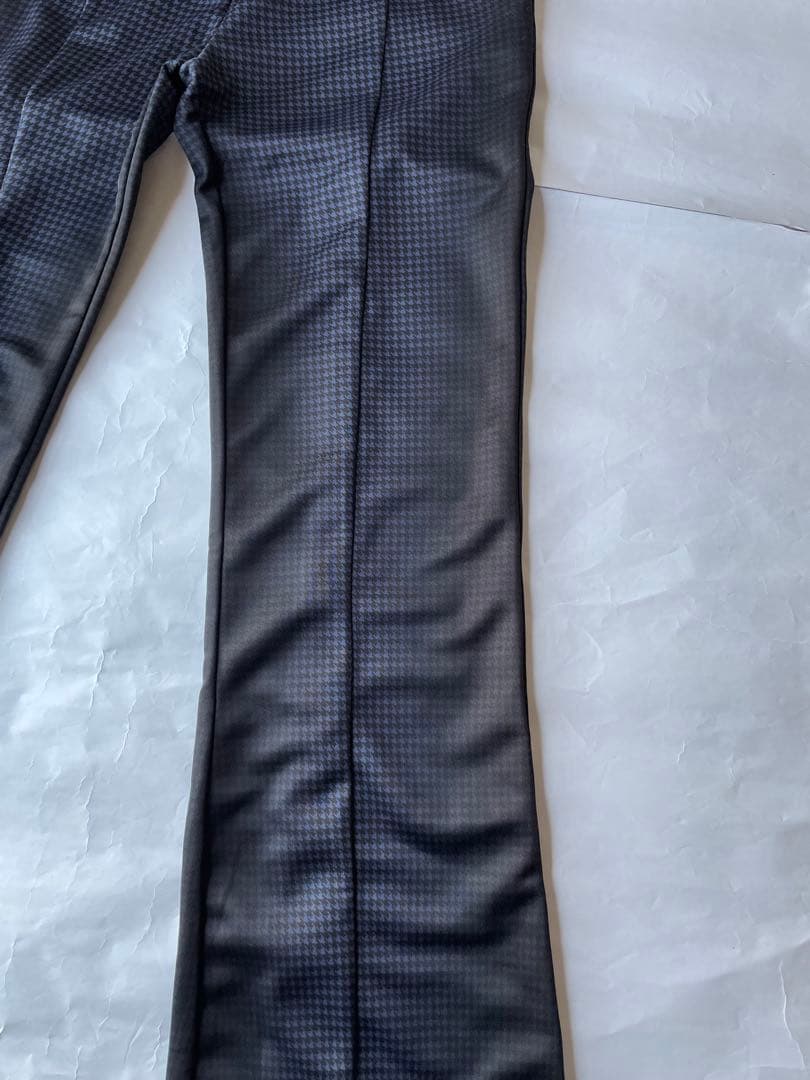 未使用 ニューバランス 美脚パンツ ブラック×チドリ　Ｌ