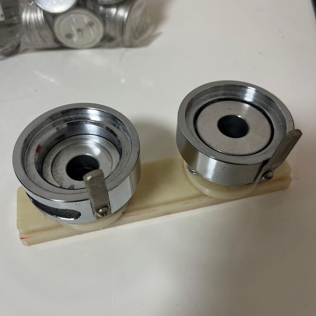 缶バッジメーカー　44mm