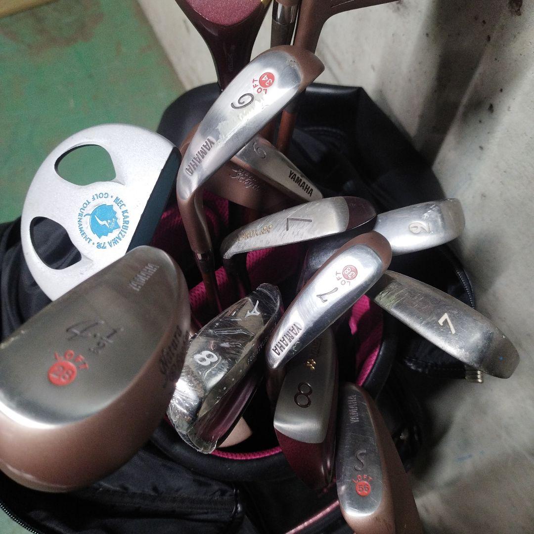 アディダスピンクキャディバッグ＆ゴルフクラブ16本まとめてセット