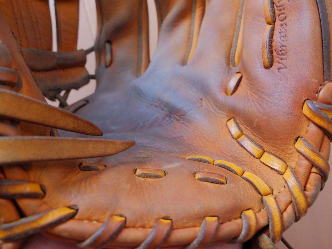 【即戦力】ミズノ グローバルエリート 軟式 内野手用 グローブ