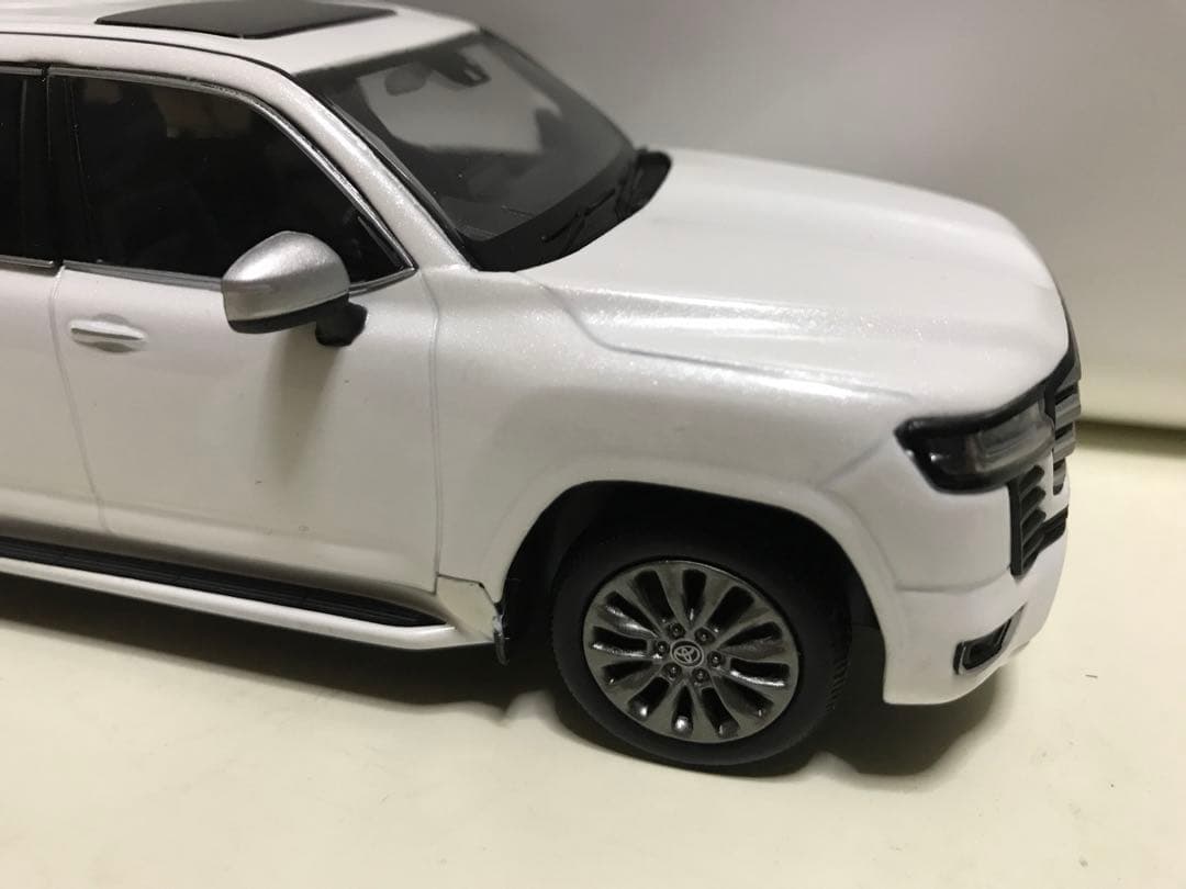 トヨタ ランドクルーザー 300 カラーサンプルミニカー
