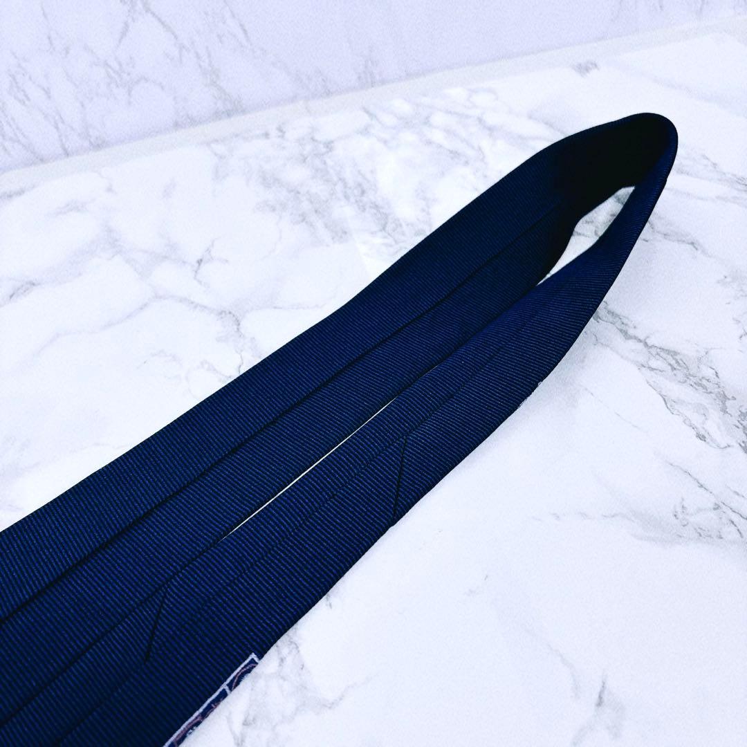 ✨希少デザイン✨ドミニクフランス　大剣に紋章の刺繍　最高級ライン　ネクタイ