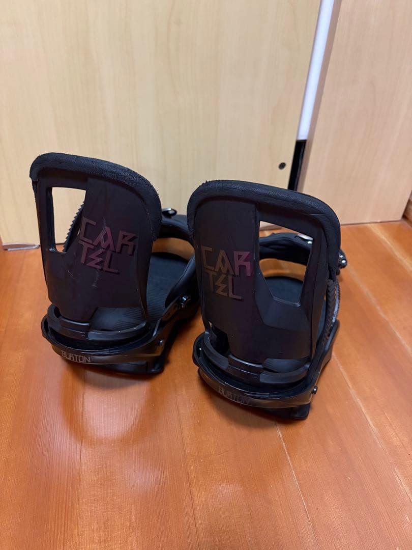 Burton Cartel ビンディング ブラック　バートン