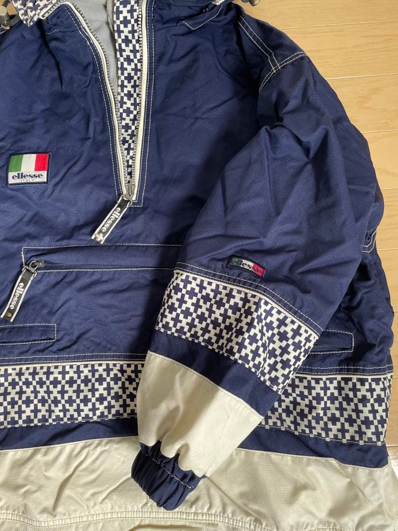 ellesse ウィンタースポーツ　 ウェア（上着）