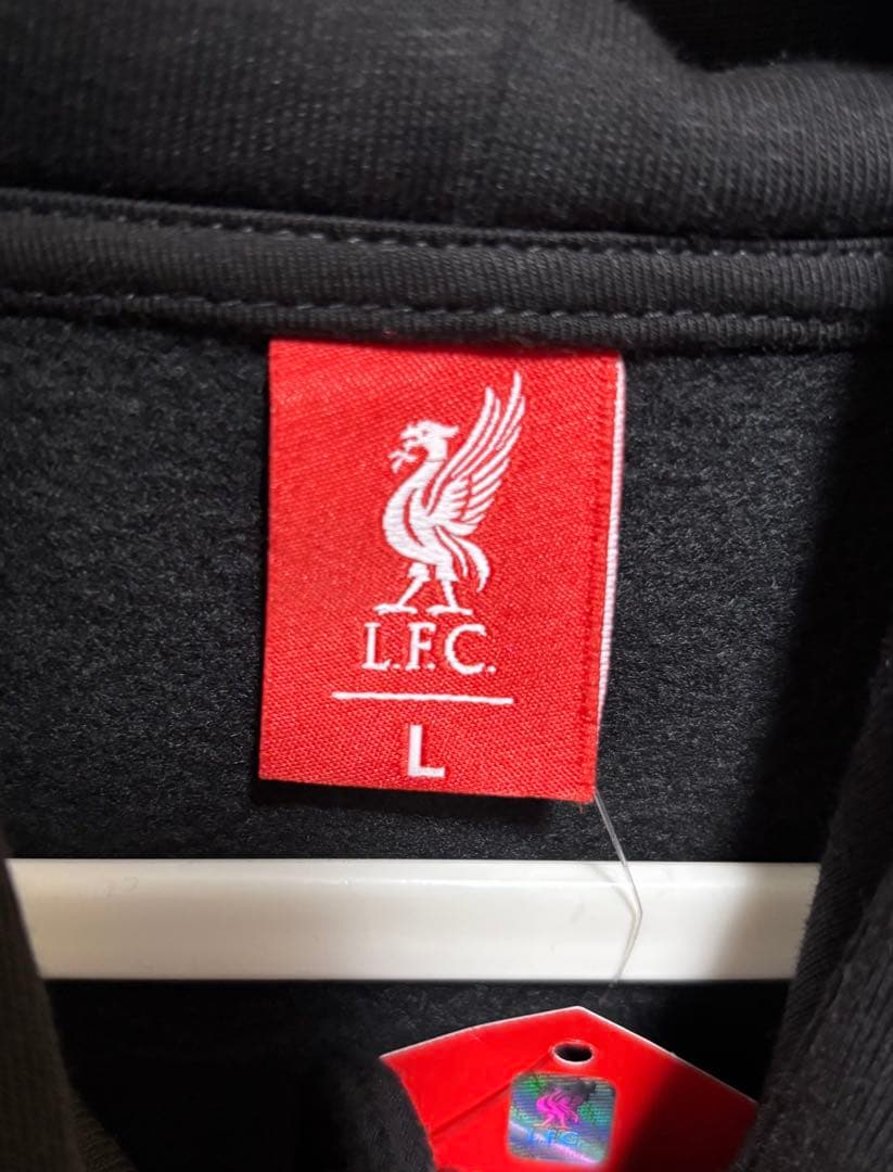 【新品・未使用】リバプール優勝記念パーカー 24/25プレミアリーグ優勝Lサイズ