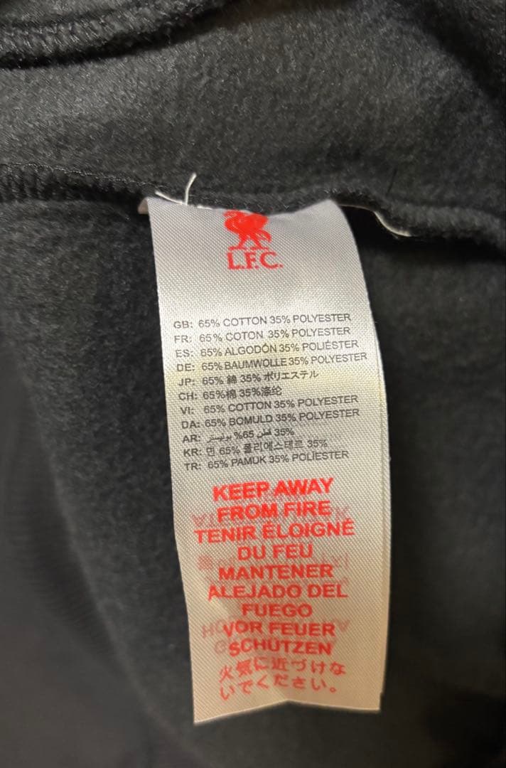 【新品・未使用】リバプール優勝記念パーカー 24/25プレミアリーグ優勝Lサイズ