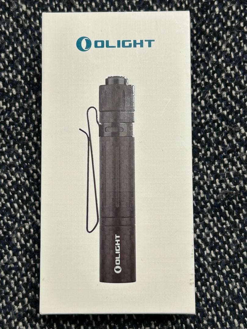 OLIGHT (オーライト) i3T EOS : カーボンファイバー