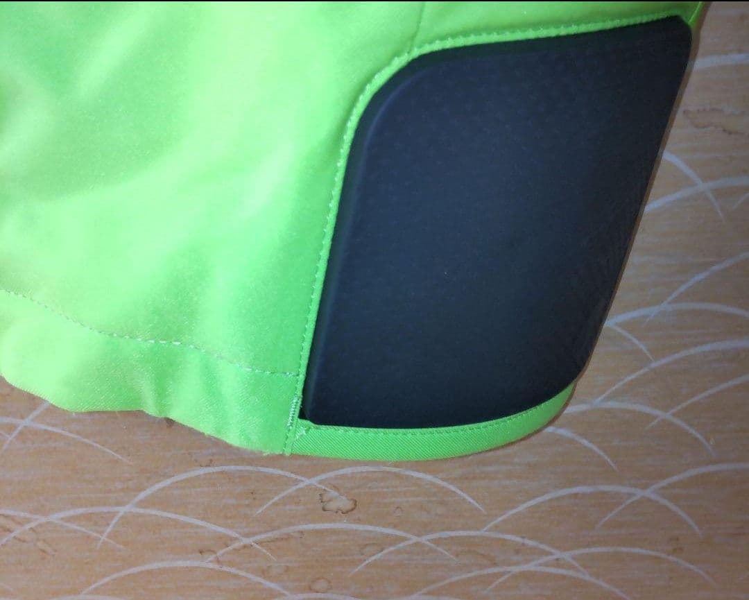 極美良品&ガードクリーニング処理済 DESCENT ウエアウエスト大きめパンツ