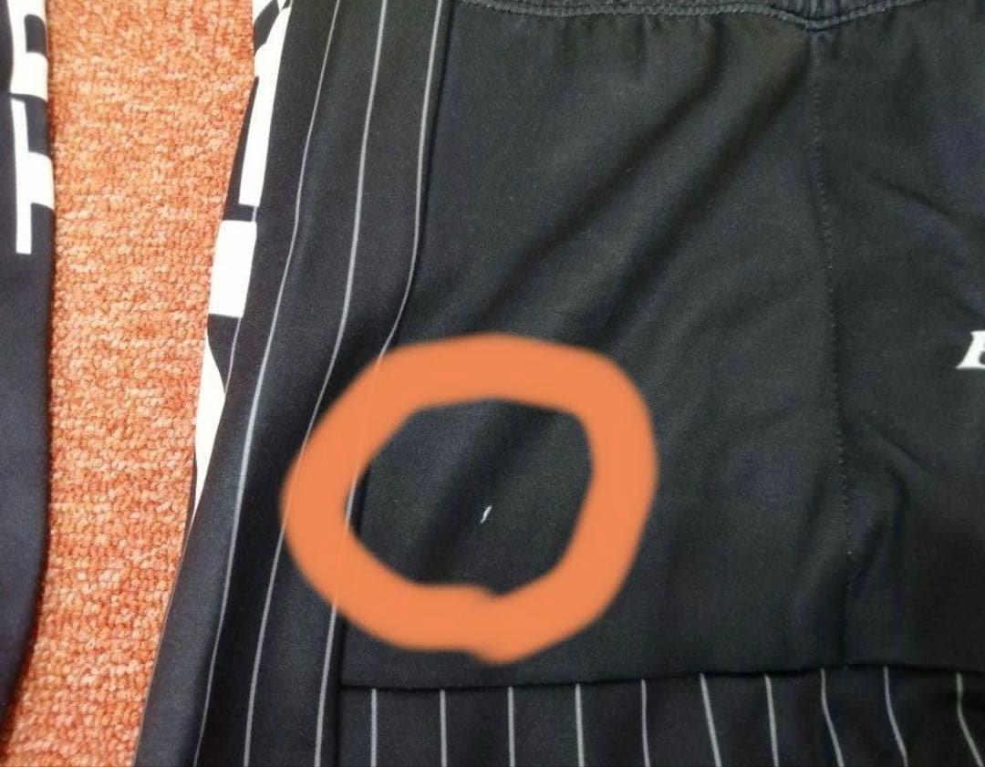 新品タグ付き　シマノ　TREK FACTORYレプリカ　上下　サイズＸＬ