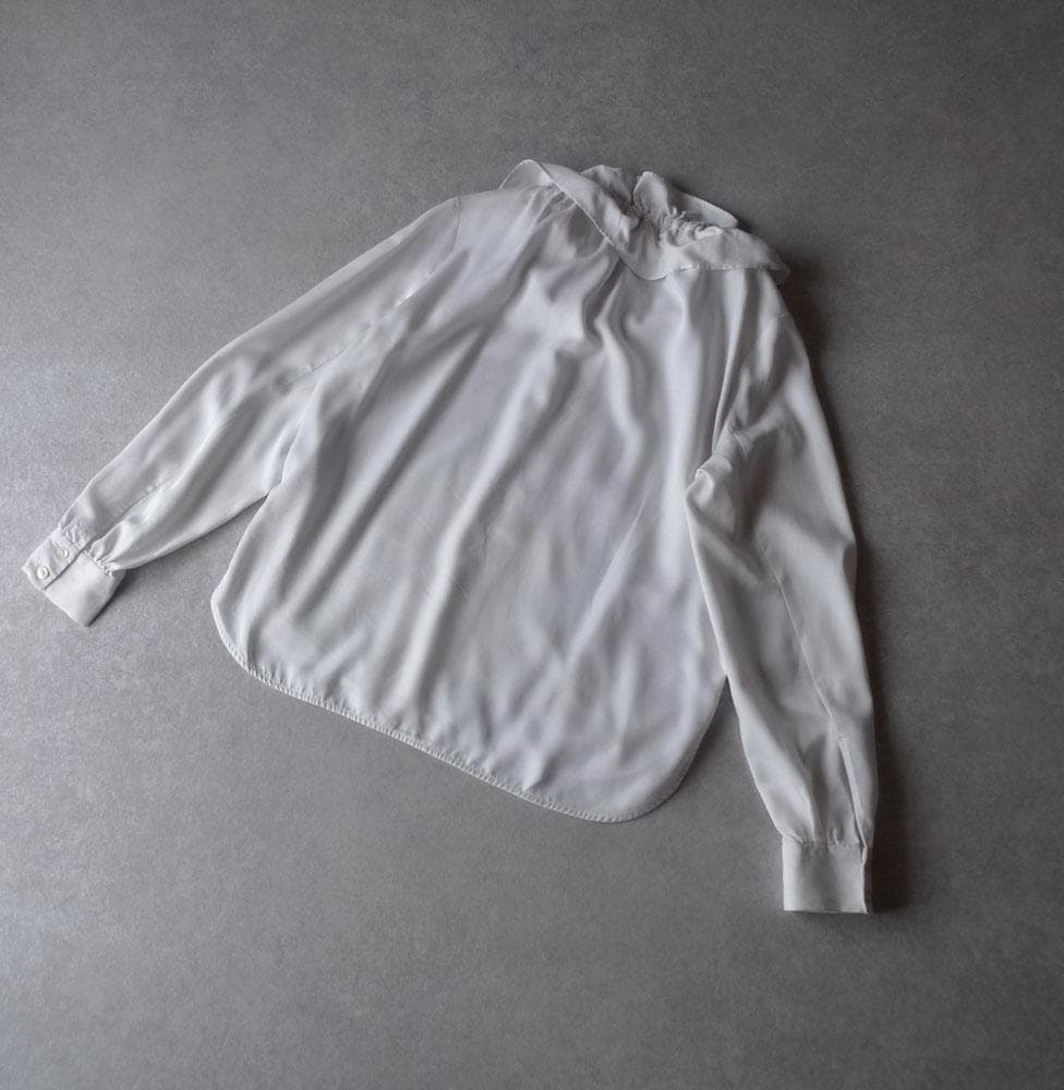 美品 イウエンマトフ 1,8万円 フリルカラーブラウス ボウタイブラウス 498