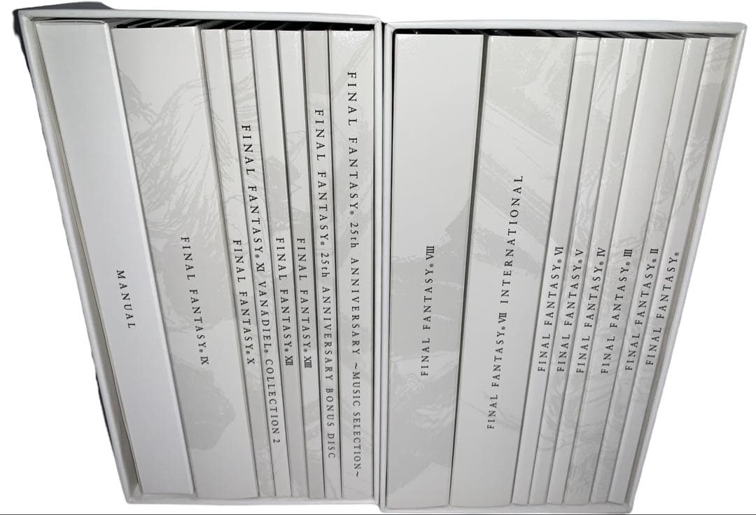 ほぼ未使用　ファイナルファンタジー 25周年　アルティメットボックス 25th