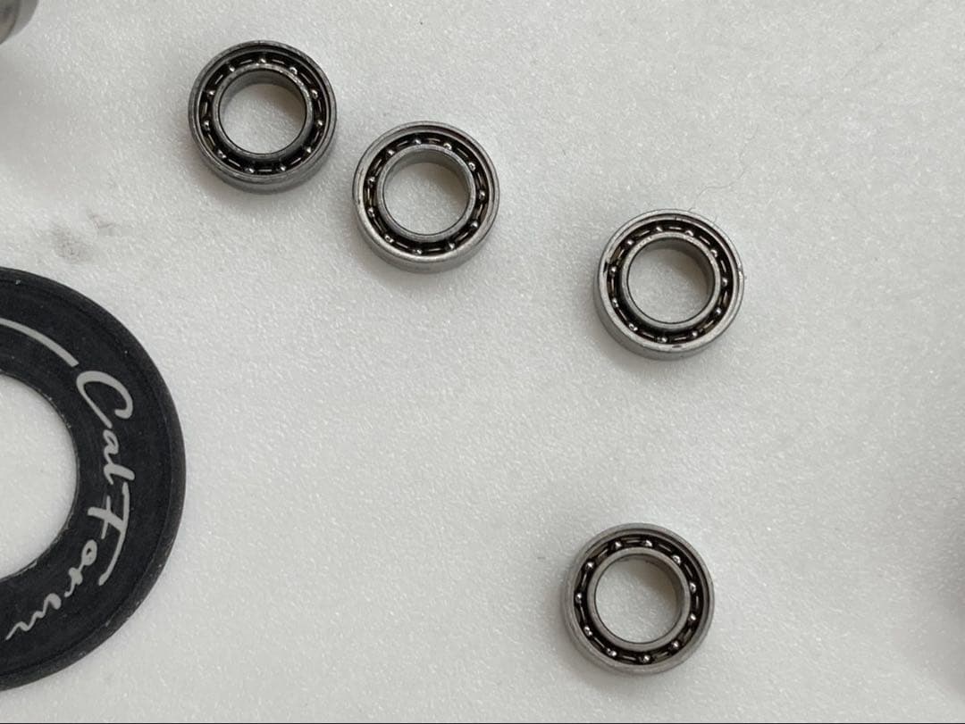 バリアル カルフォームホイール シマノ センターナット付き ブラック DRT