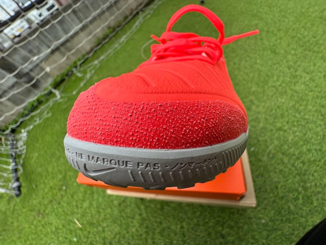 【新品未使用】ナイキ ティエンポレジェンド10 フットサル シューズ27.5cm