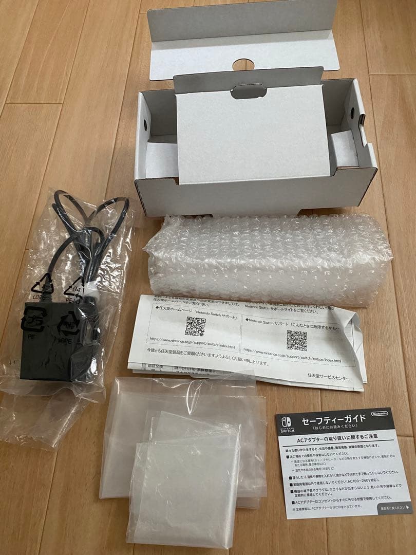 Nintendo Switch Lite 本体 + 128GB microSD