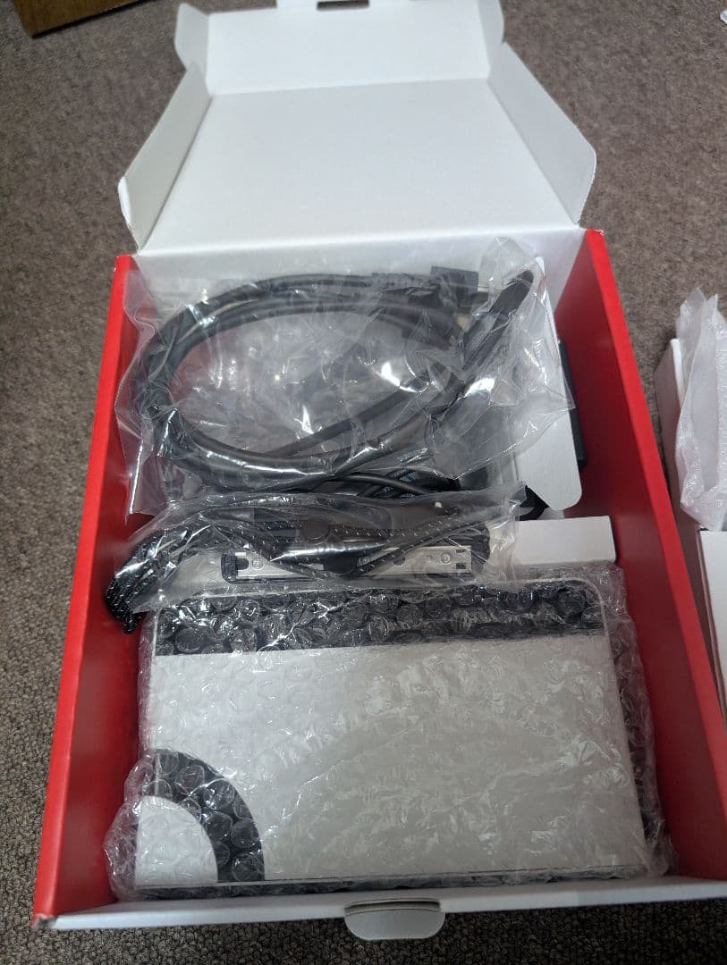 ☘*☘様 Switch有機EL＋Joy-Conイエローピンク＋マリオカート8De