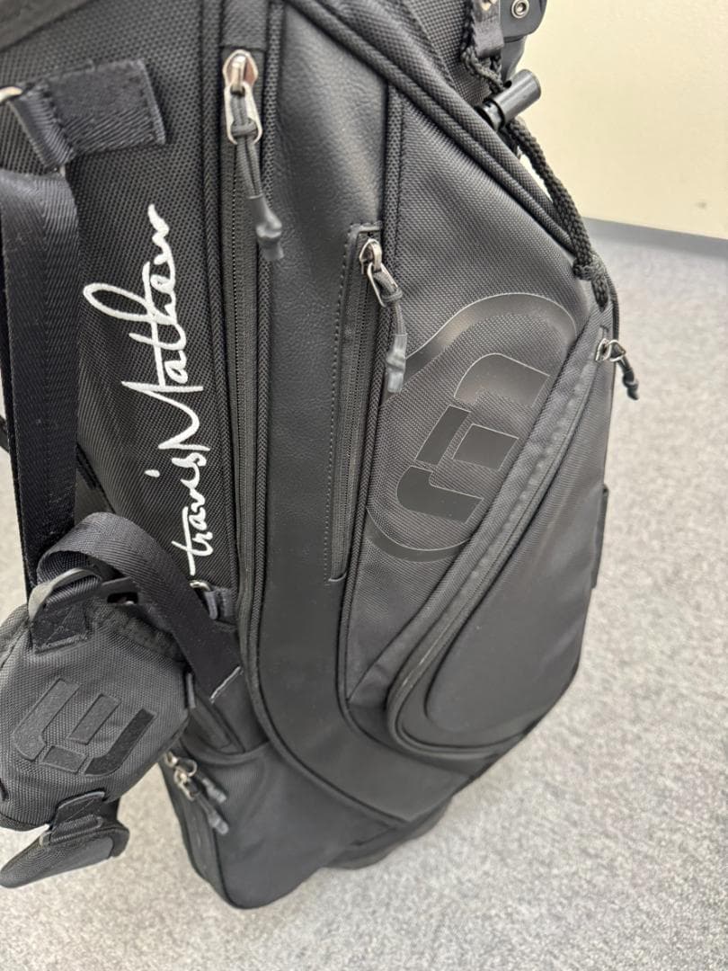 Travis Mathew トラヴィスマシュー スタンドキャディバッグ