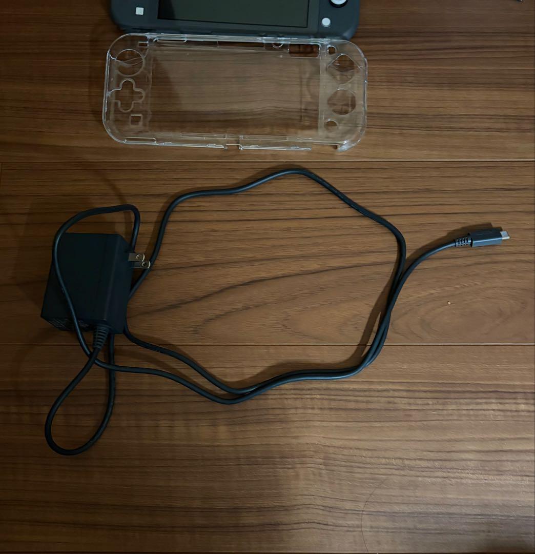 Nintendo Switch Lite グレー 本体 クリアケース付き