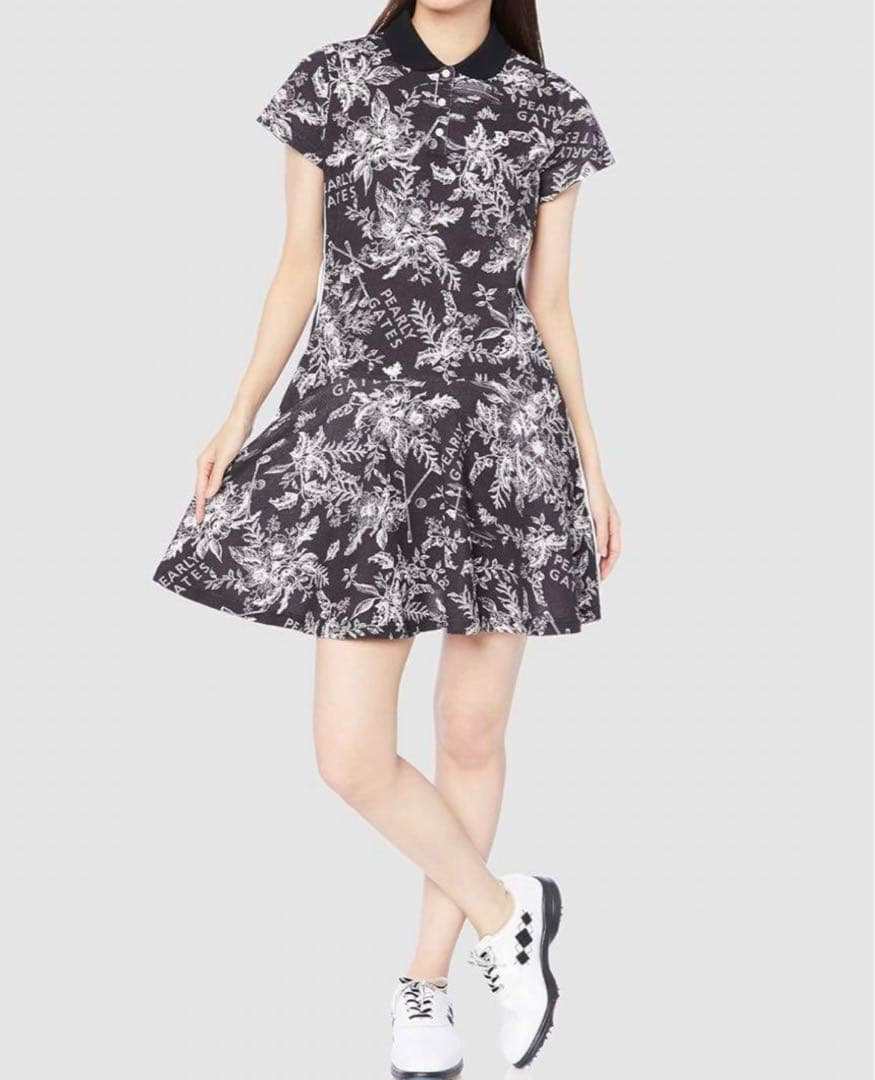⭐️良品　パーリーゲイツ　花柄　ボタニカル柄　ゴルフワンピース　近年モデル　黒　M