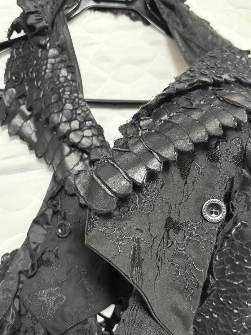 HYDE着用　h.NAOTO ドラゴンレザーベスト　初期モデル