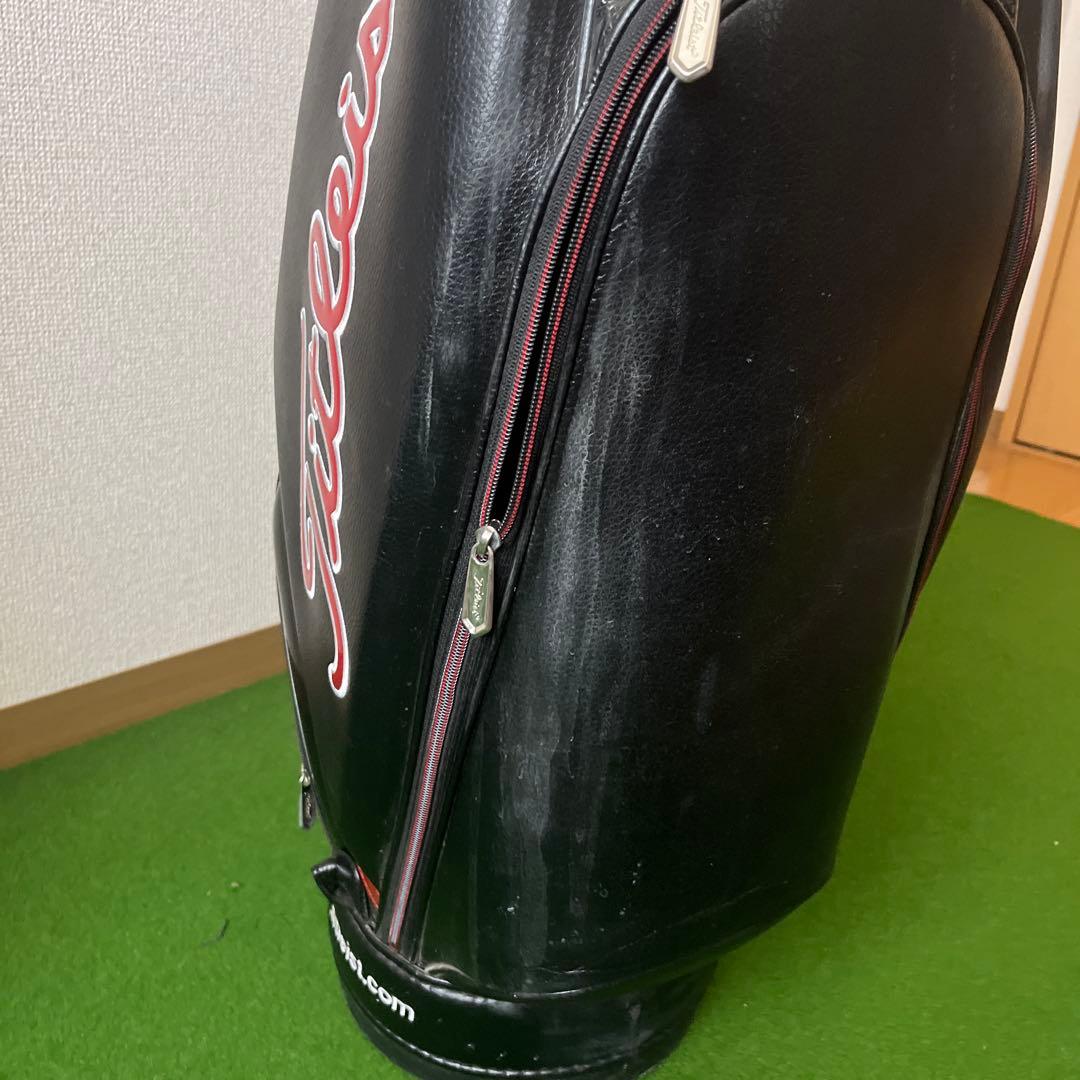 タイトリストキャディーバック 黒赤　おまけでロストボール30個➕α