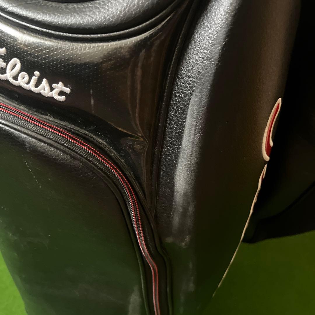 タイトリストキャディーバック 黒赤　おまけでロストボール30個➕α