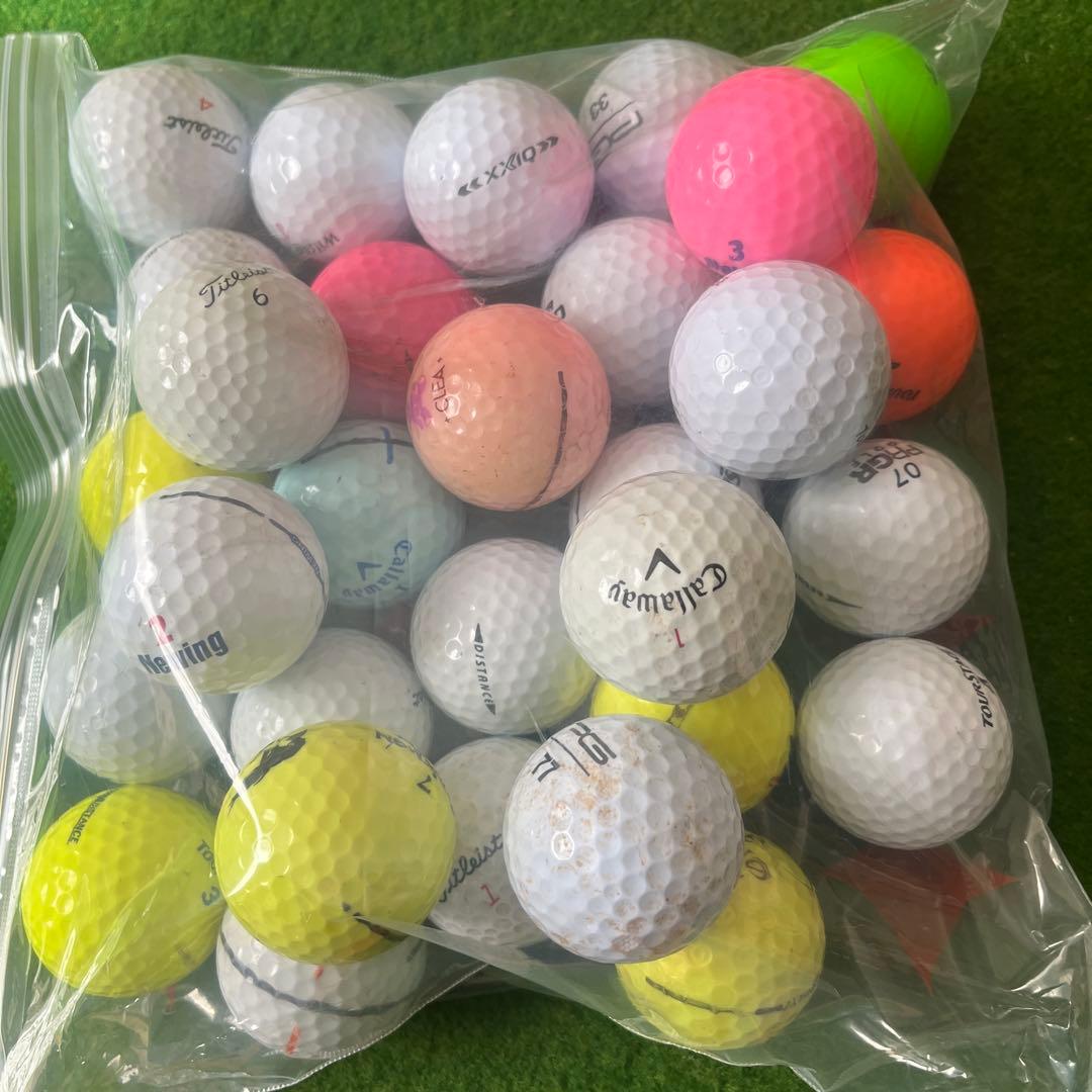 タイトリストキャディーバック 黒赤　おまけでロストボール30個➕α