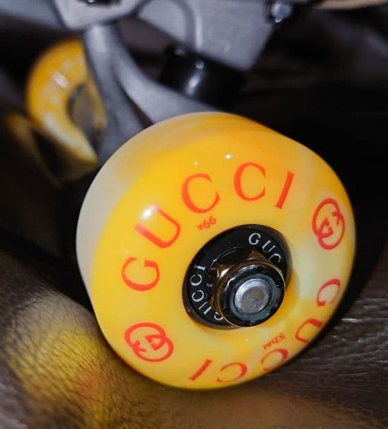 GUCCI　スケートボード　スケボー