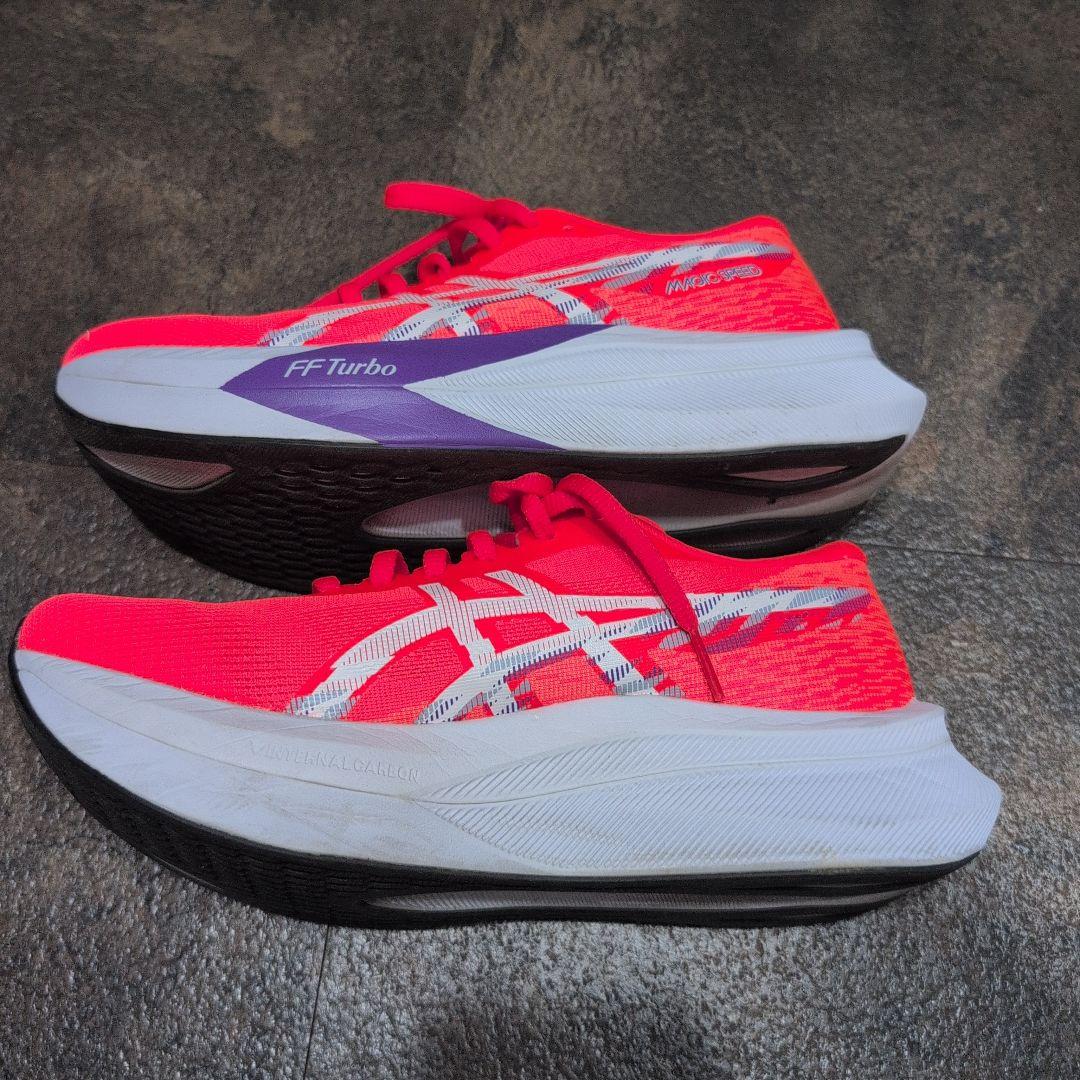25cm　ASICS MAGIC SPEED 4