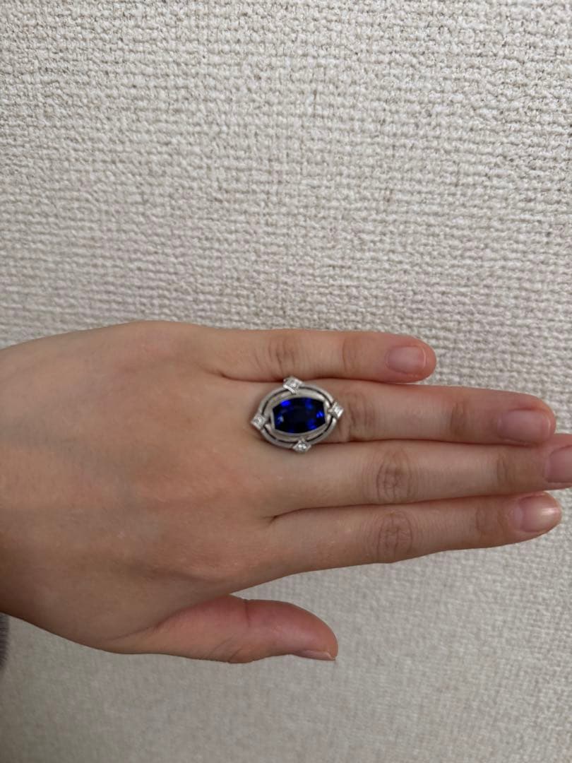 ヴィンテージリング　プラチナ　8.4g 合成サファイア