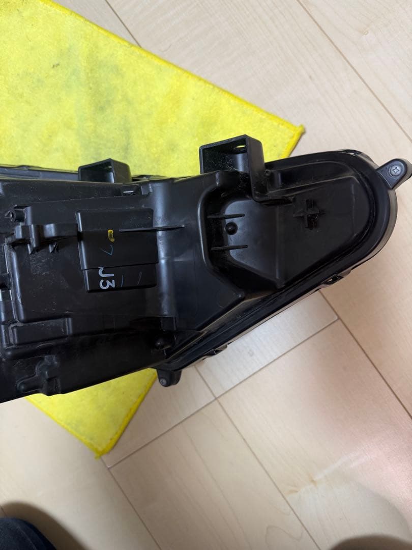 ヴェゼル　RV5 LEDヘッドライト STANLEY W5884