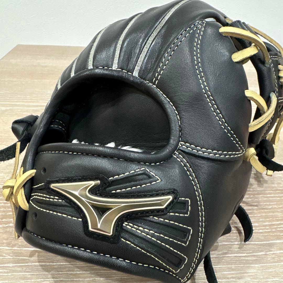 RNグローバルエリート大人用　軟式　内野　Global