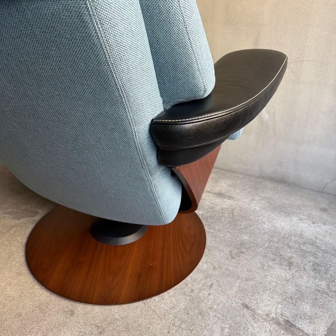 極美品　希少　karimoku カリモク THE FIRST ザ ファースト