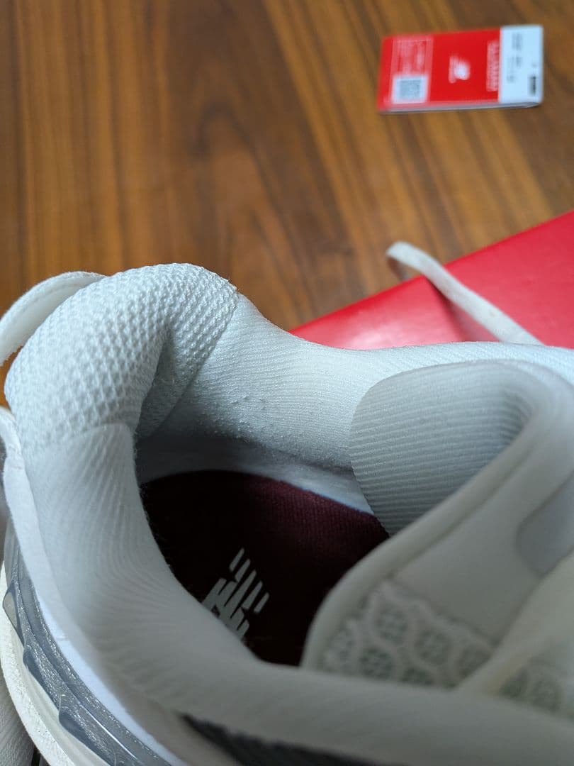 ニューバランス HESI LOW v2 バスケットボールシューズ