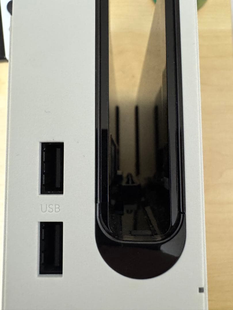 Nintendo Switch 有機ELモデル本体とホワイトJoy-Conセット