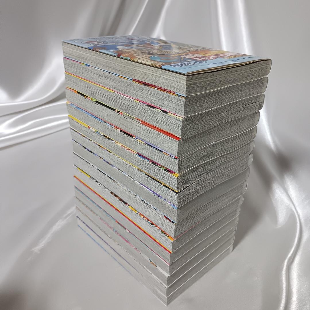 【美品！ほぼ全巻初版！帯付き巻多数！ワンピース　全114巻+関連本　計119冊】