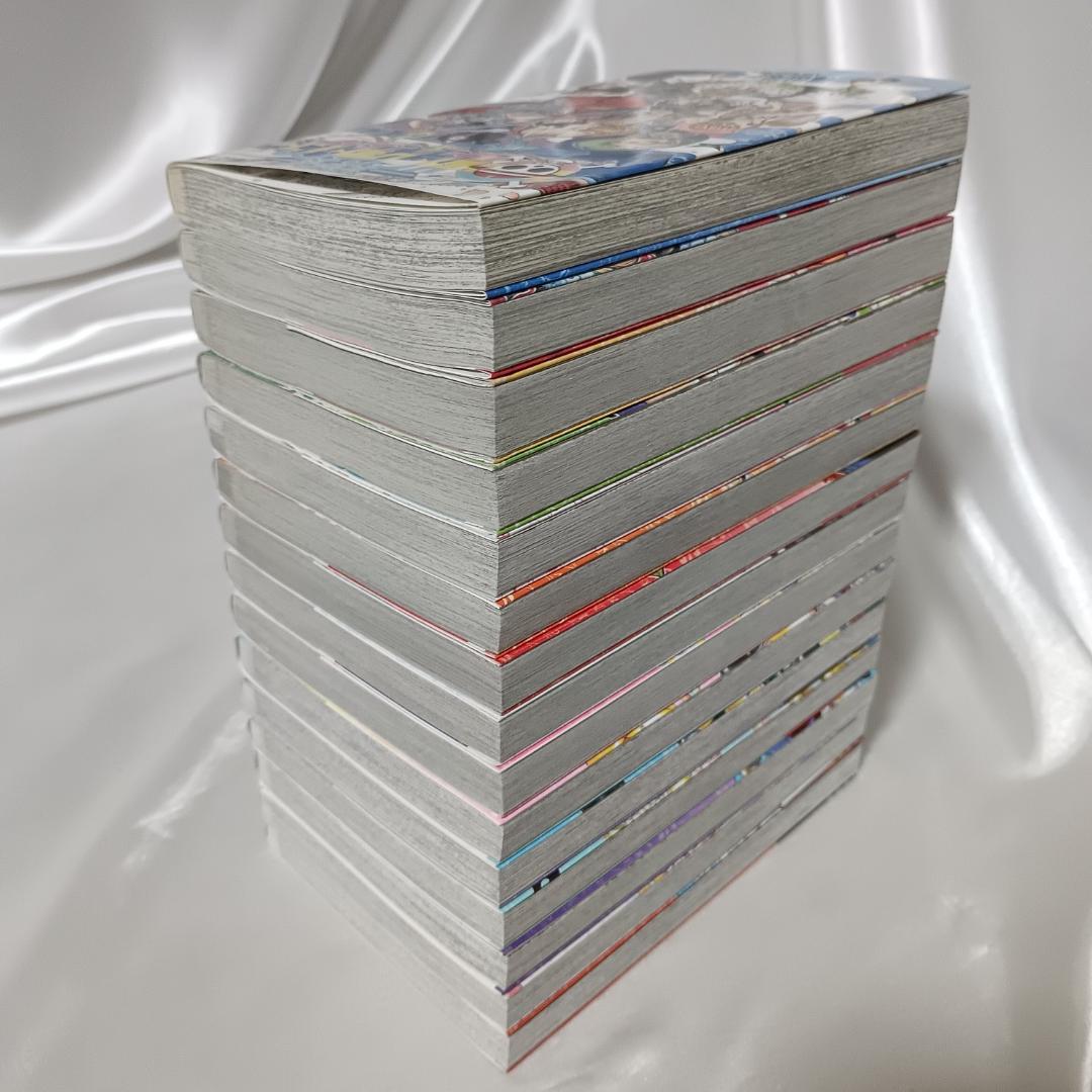 【美品！ほぼ全巻初版！帯付き巻多数！ワンピース　全114巻+関連本　計119冊】