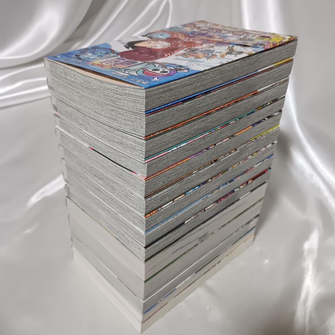 【美品！ほぼ全巻初版！帯付き巻多数！ワンピース　全114巻+関連本　計119冊】