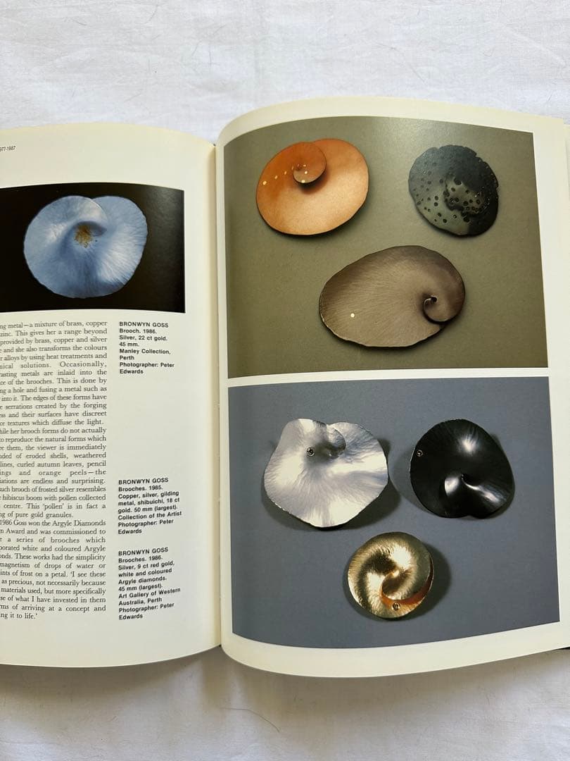 コンテンポラリージュエリー