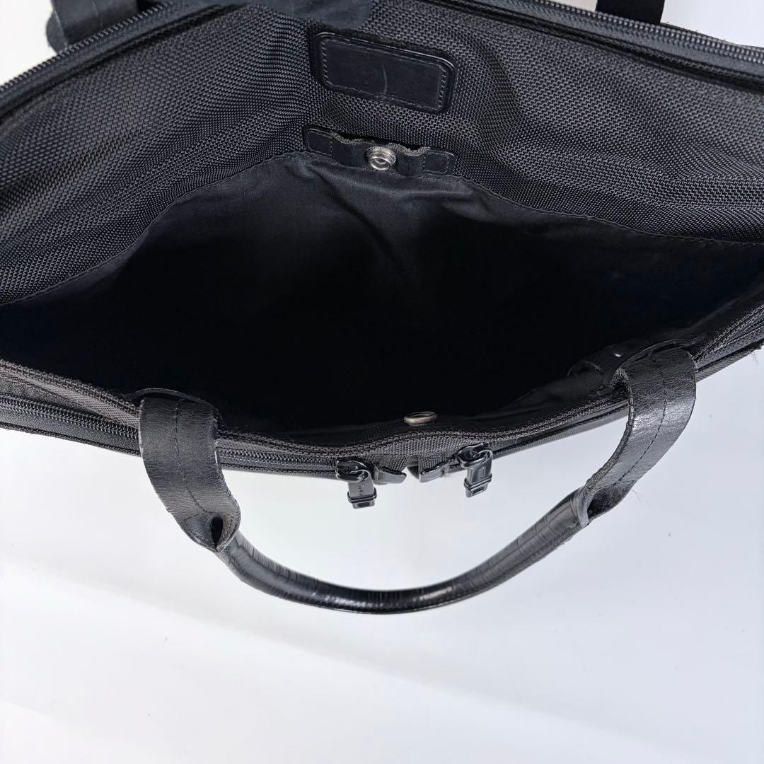 Jakk Wyldeトゥミ トートバッグ コンパニオン アルファ肩掛け