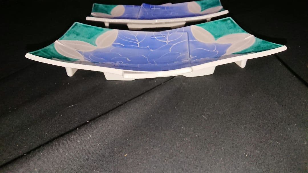 ⬛銀彩ラメ入り⬛プロが選ぶ高級皿⬛瀬戸美能焼・翔武♥３１cm花柄扇デザイン長２皿