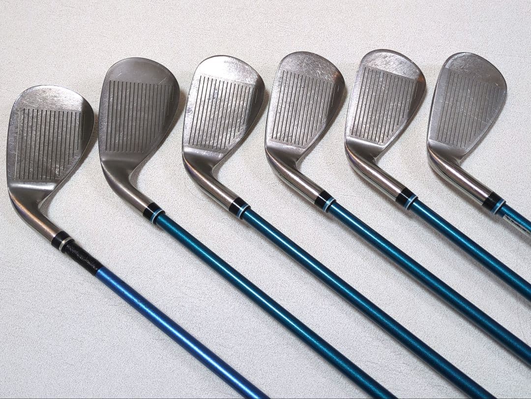 ゼクシオ12☆10(Awのみ)アイアン 　　　レディース 　L 　6本セット