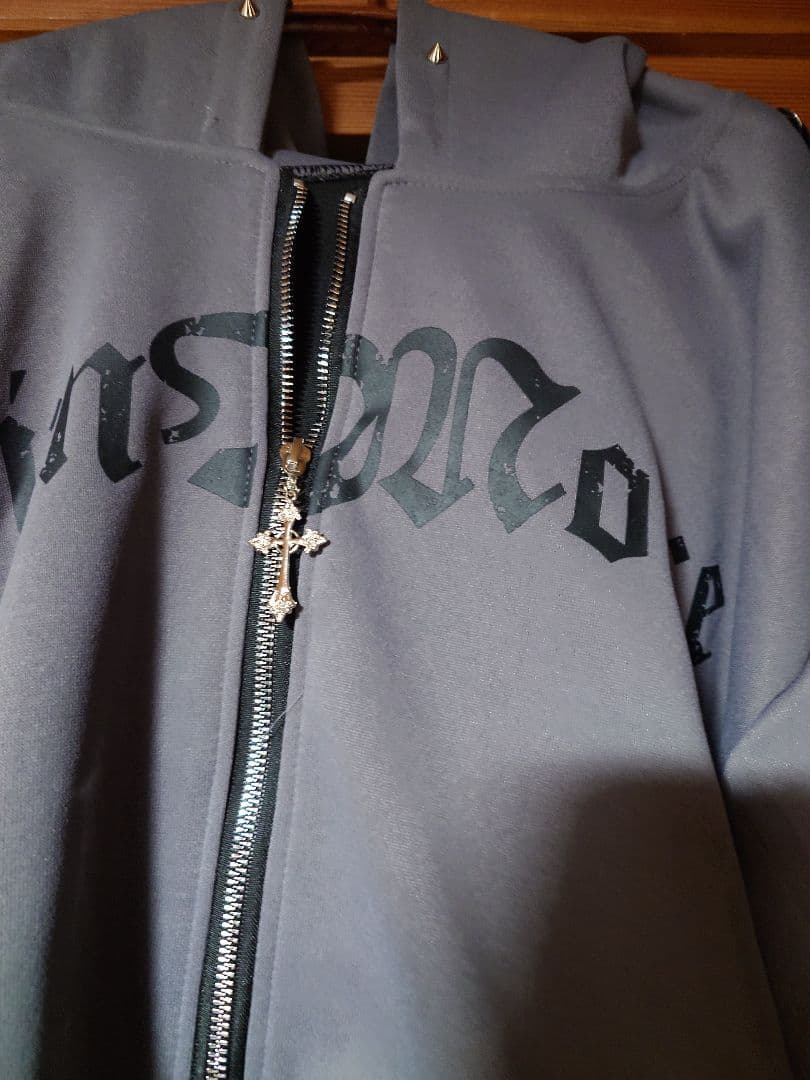 猫耳 パーカー パンク 地雷系 オーバーサイズ 病みかわ グレー 安全ピン 鎖