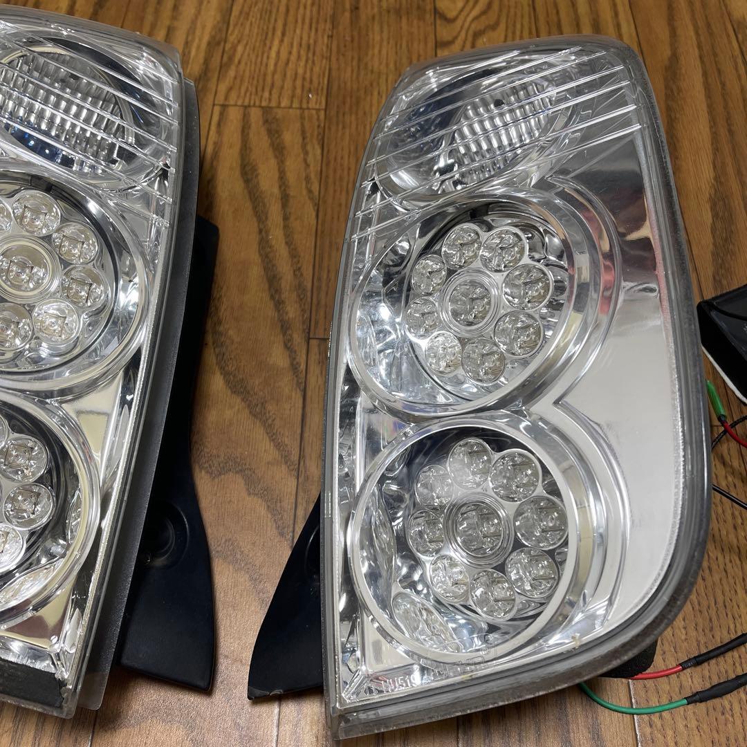 k12 マーチ　クリアテール　LEDテール