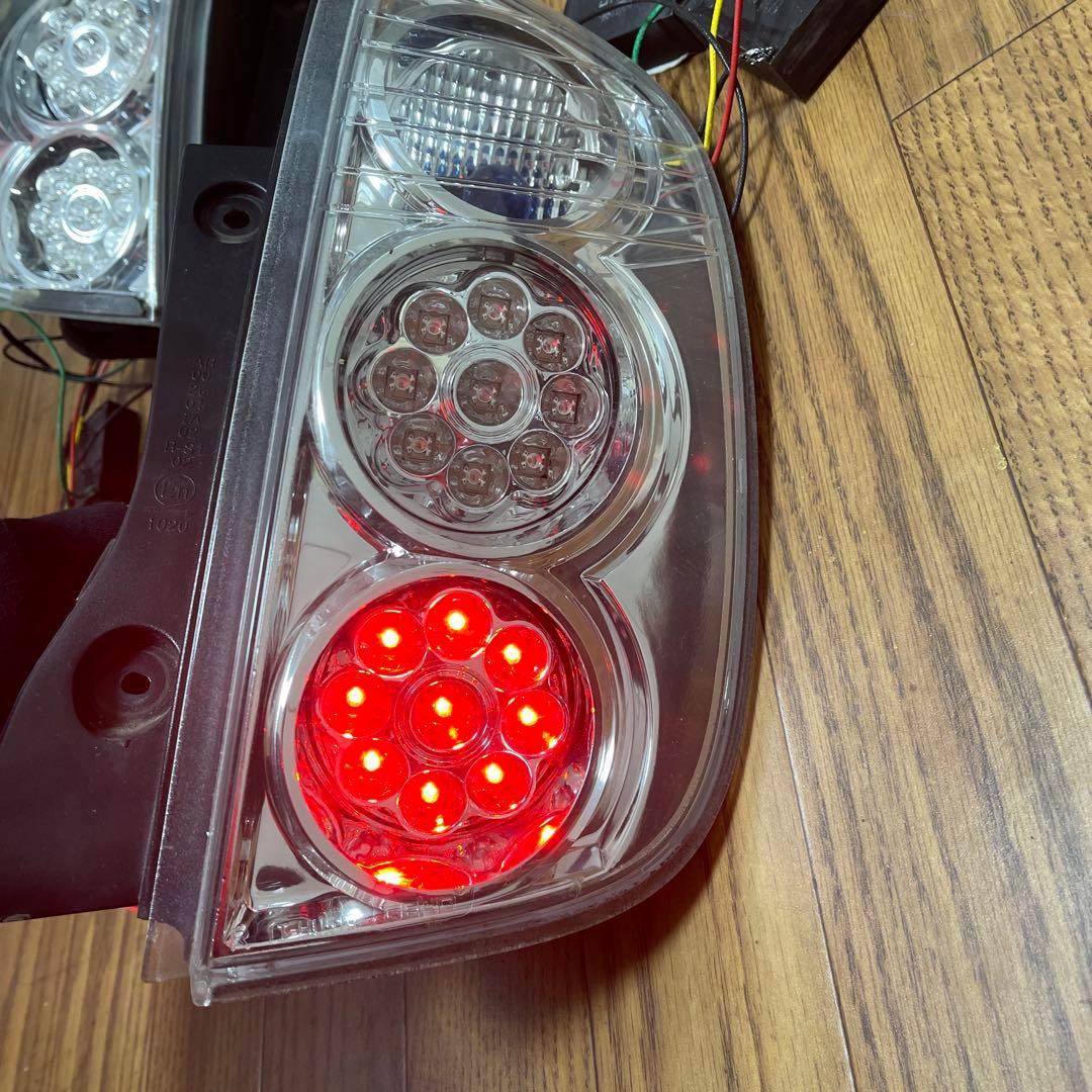 k12 マーチ　クリアテール　LEDテール