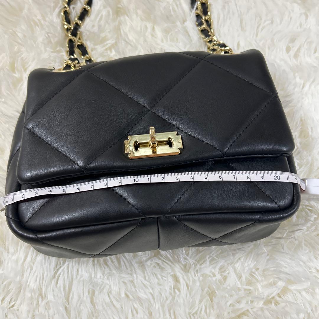 【MILOS/ミロス】BIGキルティングチェーンBag